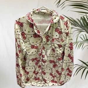 Hello Kitty Women’s Pajama Top size L